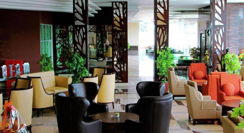 The Belagri Hotel y Convention Sorong Exterior foto