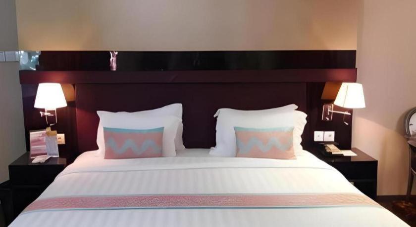 The Belagri Hotel y Convention Sorong Exterior foto