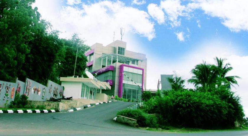 The Belagri Hotel y Convention Sorong Exterior foto