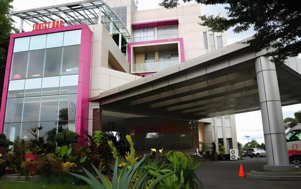 The Belagri Hotel y Convention Sorong Exterior foto